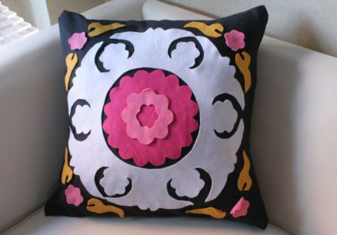 Como decorar almohadones con fieltro