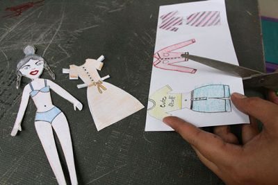 Como hacer muñecas de papel
