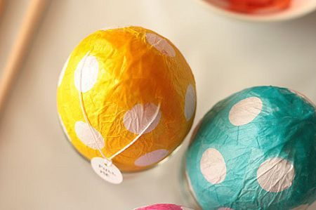 huevos de pascua de papel