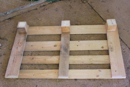 Como hacer bancos de madera con palets