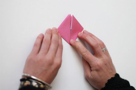 como hacer un corazon en origami