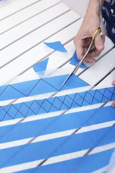 como pintar una mesa con aerosol