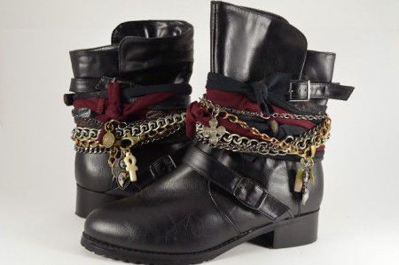 Como decorar botas con tela y cadenas