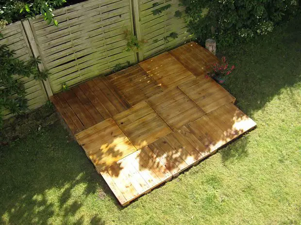 Como hacer un living de exterior con pallets