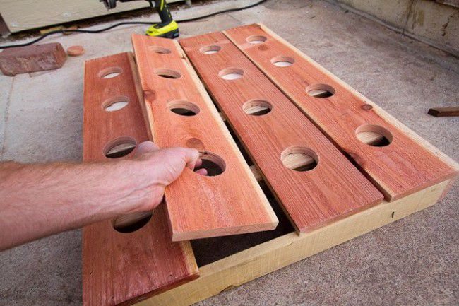 Como hacer un porta vinos de pared 77