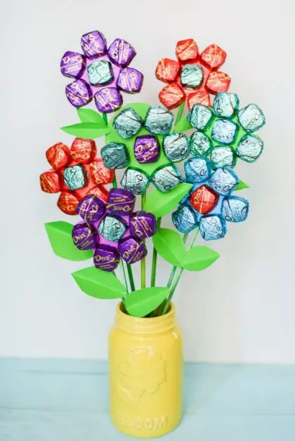 Como hacer un ramo de flores de chocolate para san valentin | Todo  Manualidades